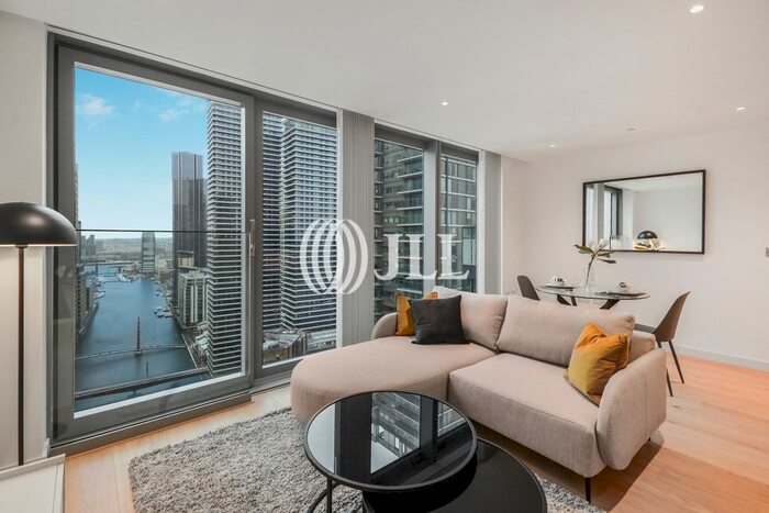 Studio To Rent In Marsh Wall, London, E14