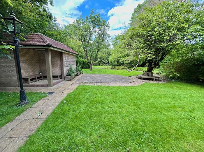 2 Bedroom Flat For Sale In Glebe Road, Cambridge, CB1