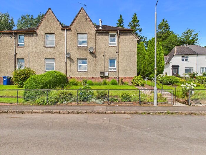 2 Bedroom Flat For Sale In Queens Drive, Alexandria, G83