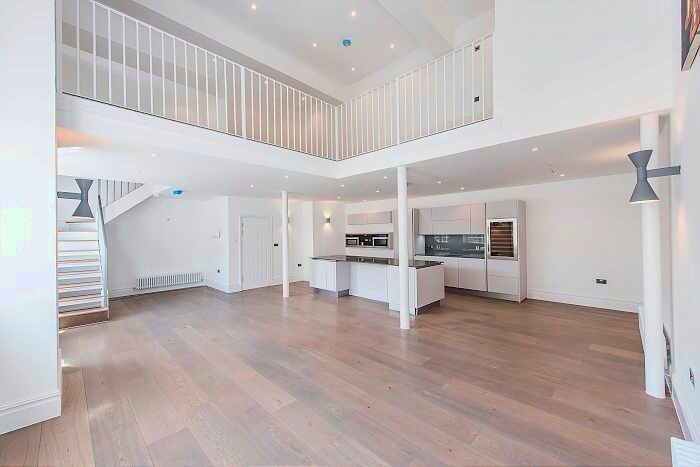5 Bedroom Flat To Rent In Lamb Brewery, Chiswick, W4