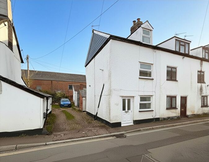 2 Bedroom Terraced House For Sale In Tiverton Road, Cullompton, EX15