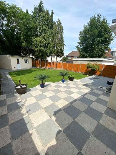 4 Bedroom Semi-Detached House To Rent In Newgale Gardens, Edgware, Middx, HA8