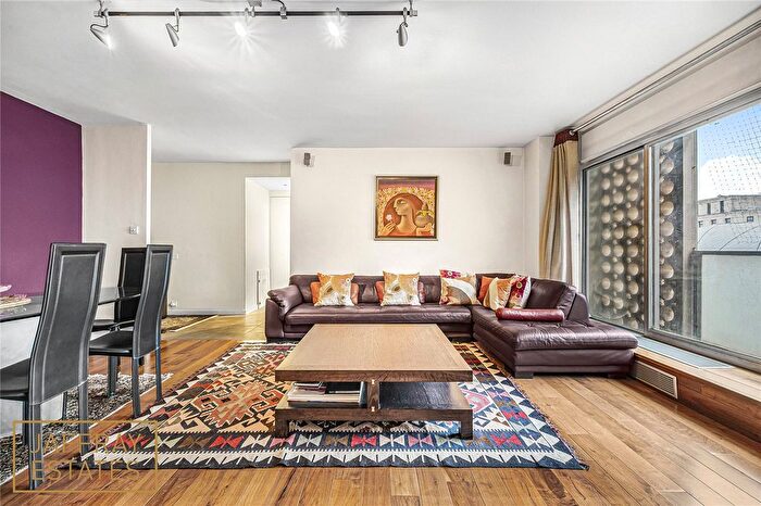 2 Bedroom Flat For Sale In Bilton Towers, Great Cumberland Place, Marylebone, London, W1H