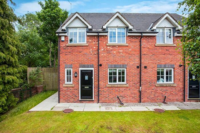 3 Bedroom Semi-Detached House To Rent In The Chandlery, Wharf Mill, Congleton, CW12