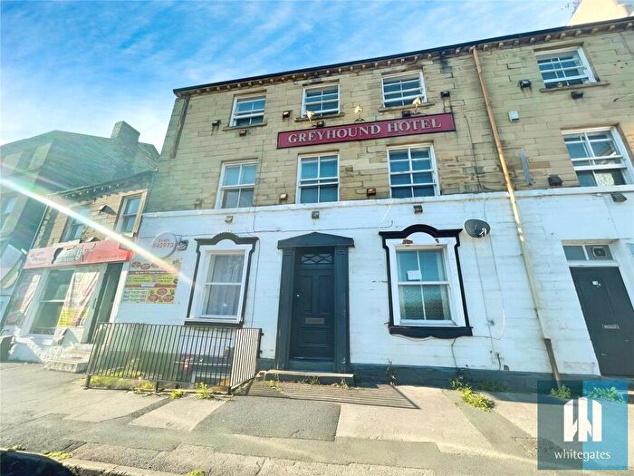 2 Bedroom Apartment To Rent In Manchester Road, Huddersfield, HD1