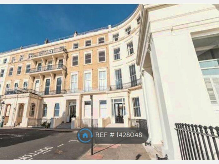 2 Bedroom Flat To Rent In Eastern Terrace, Brighton, BN2