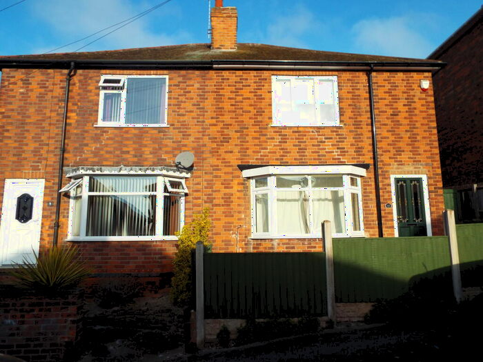 3 Bedroom House To Rent In Perlethorpe Avenue, Gedling, NG4