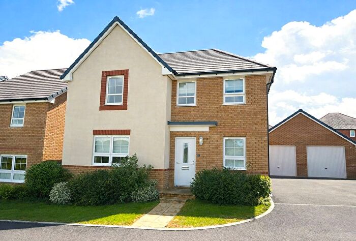 4 Bedroom Detached House For Sale In Dolly Drove, Chard, Somerset, TA20