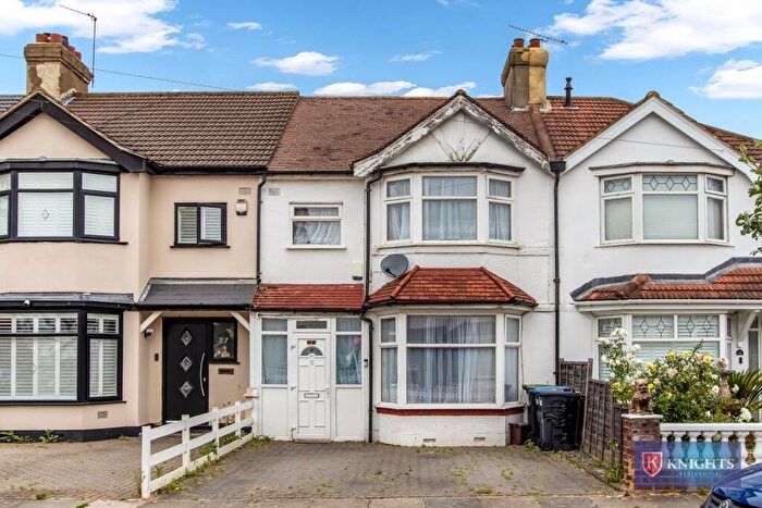 3 Bedroom House For Sale In Bromley Road, London, N18