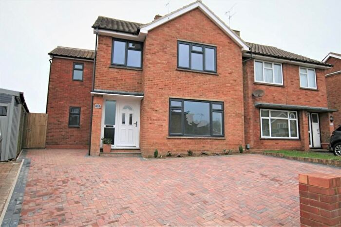 4 Bedroom Semi-Detached House To Rent In Rylands Road, Ashford, TN24