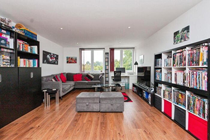 1 Bedroom Flat For Sale In Bessemer Road, Basingstoke, Hampshire, RG21