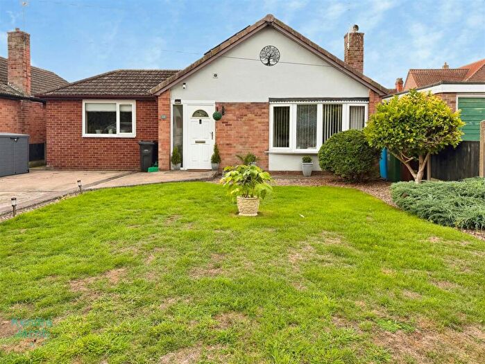 4 Bedroom Detached Bungalow For Sale In Blackstope Lane, Retford, DN22