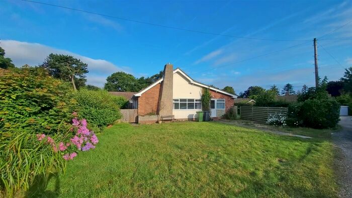 3 Bedroom Detached Bungalow To Rent In The Glade, Overstrand, Cromer, NR27
