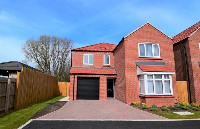4 Bedroom Detached House For Sale In Normandy Garth, Bridlington, East Riding Of Yorkshire, YO16