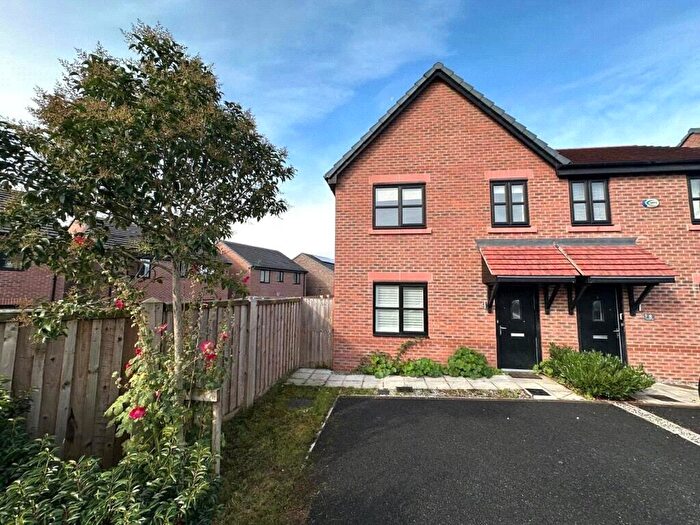 3 Bedroom Semi Detached House For Sale In Arkwright Way, Swinton, Manchester, Greater Manchester, M27