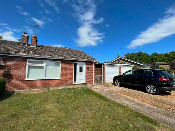 2 Bedroom Bungalow To Rent In Shelduck Drive, Snettisham, King's Lynn, PE31