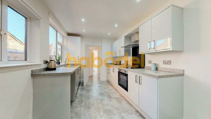 3 Bedroom Terraced House To Rent In Durban Road, Grimsby, DN32