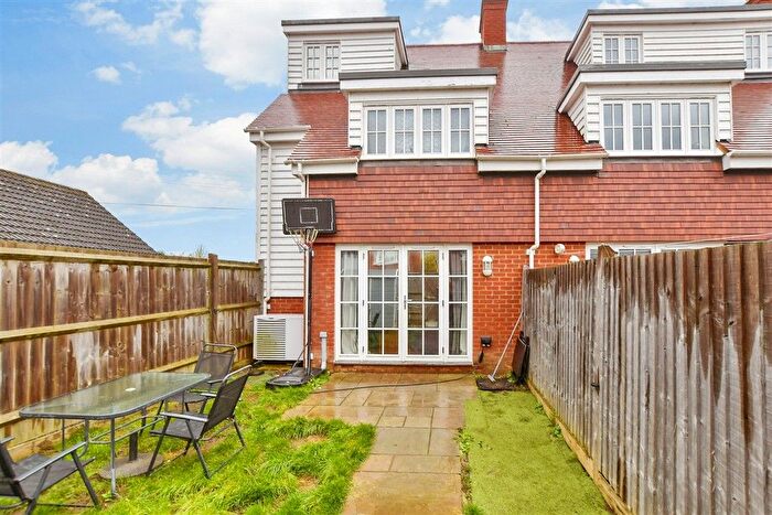 3 Bedroom End Terrace House For Sale In King Street, Brenzett, Romney Marsh, Kent, TN29