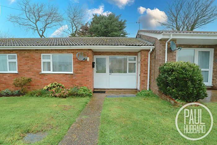 2 Bedroom Chalet For Sale In Alandale Drive, Kessingland, NR33