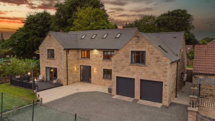 5 Bedroom Detached House For Sale In Discover The Character And Charm Of Chapel Street..., NG17