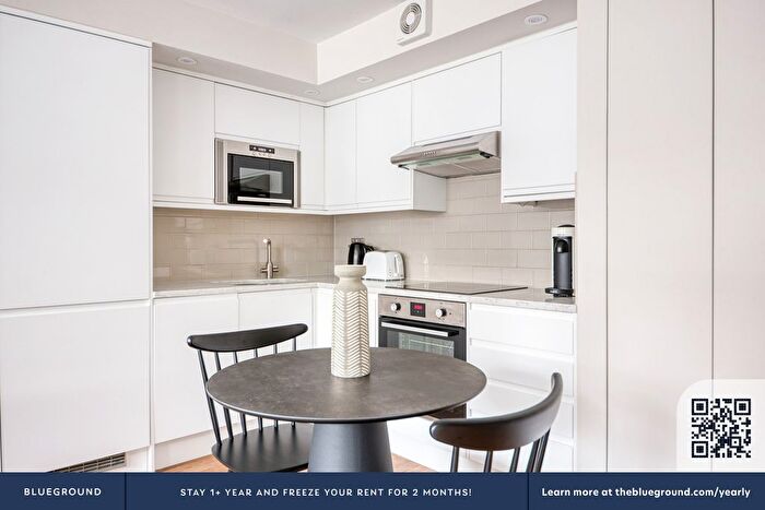 2 Bedroom Flat To Rent In Waterloo, SE1