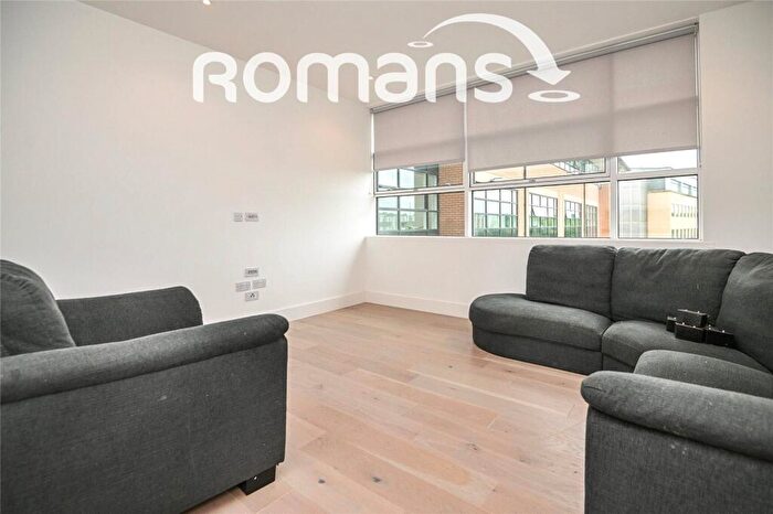 1 Bedroom Flat To Rent In Compass Court, Cain Road, Bracknell, RG12