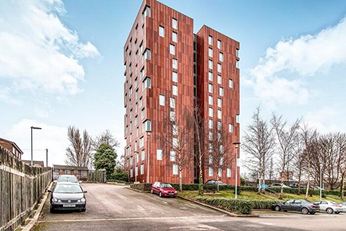 1 Bedroom Apartment To Rent In Dalton Street, Manchester, Greater Manchester, M40