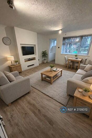 2 Bedroom Terraced House To Rent In Violet Close, Chatham, ME5