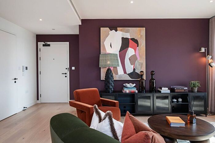 2 Bedroom Flat For Sale In Riverscape, Royal Docks, E16