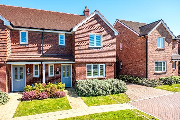 3 Bedroom Semi Detached House For Sale In Pearson Meadow, Boughton Monchelsea, Maidstone, Kent, ME17