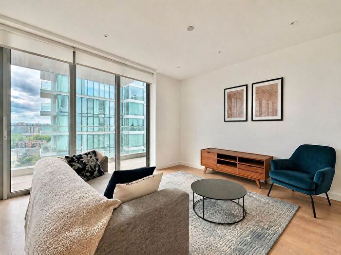 1 Bedroom Flat To Rent In Neroli House, , Piazza Walk, Aldgate East, Goodmans Field, London, E1
