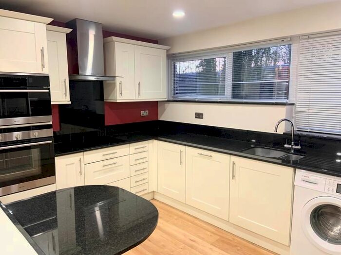 2 Bedroom Flat To Rent In Station Approach, Ash Vale, Aldershot, GU12