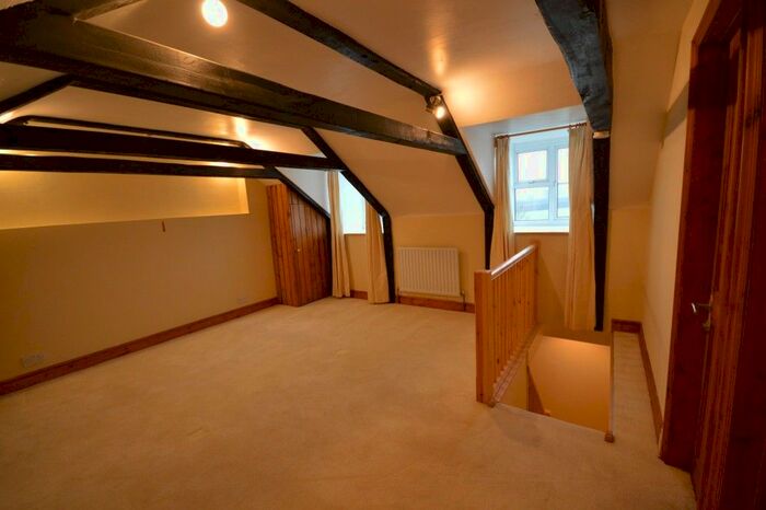 Studio To Rent In Ridge Lane, Kings Stagg, Sturminster Newton DT10