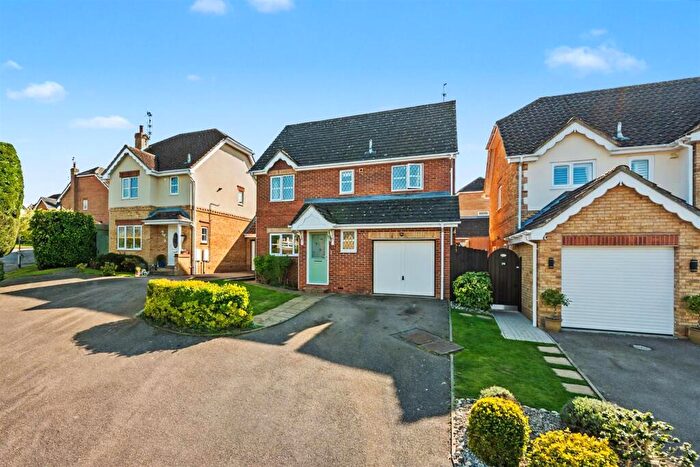 4 Bedroom Detached House For Sale In Hempland Close, Great Oakley, Corby, NN18