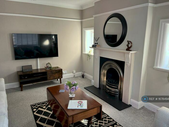 3 Bedroom Semi-Detached House To Rent In Cleveleys Avenue, Southport, PR9