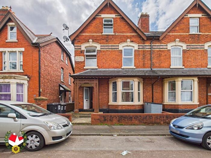 1 Bedroom Flat To Rent In Brook Street, Gloucester, GL1