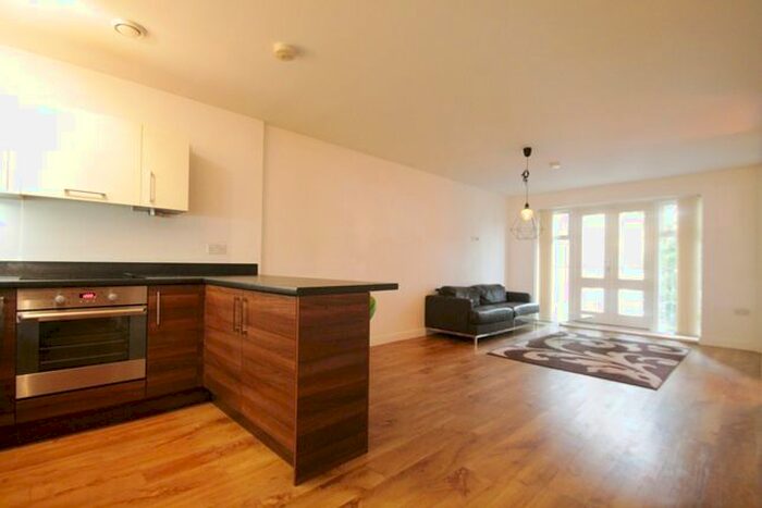 1 Bedroom Flat To Rent In Hurley House, Park Lodge Avenue, West Drayton, UB7