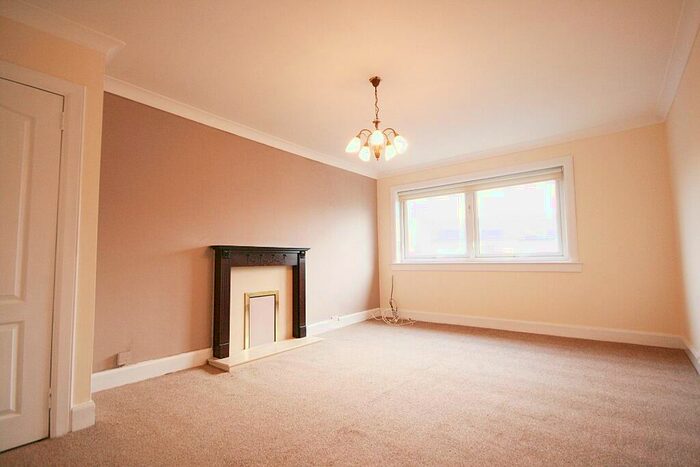 2 Bedroom Flat To Rent In Ferguson Street, Johnstone, Renfrewshire, PA5