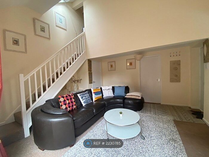 1 Bedroom Semi-Detached House To Rent In Hartwort Close, Milton Keynes, MK7