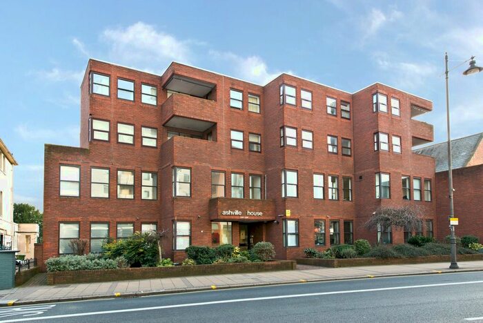 1 Bedroom Flat To Rent In The Broadway, Wimbledon, London, SW19