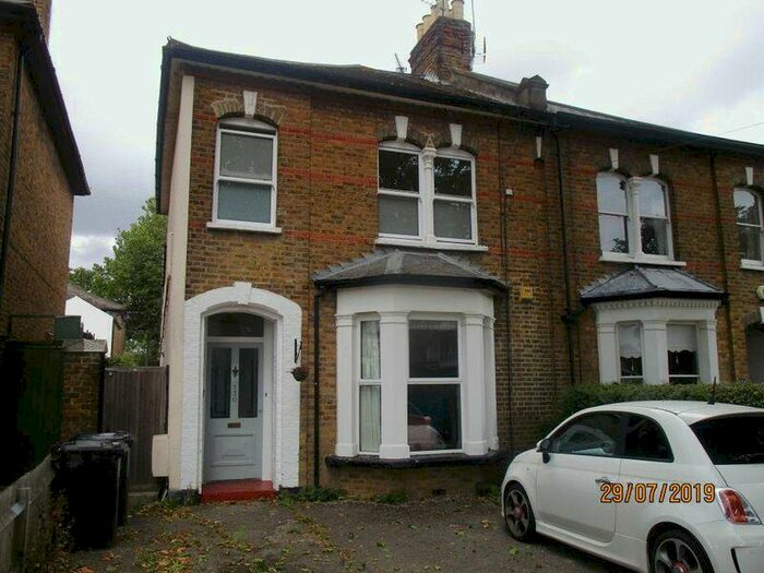 2 Bedroom Flat To Rent In Alexandra Road, Southend-On-Sea, SS1