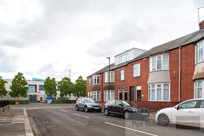2 Bedroom Apartment To Rent In Walpole Street, Walkergate, Newcastle Upon Tyne, NE6