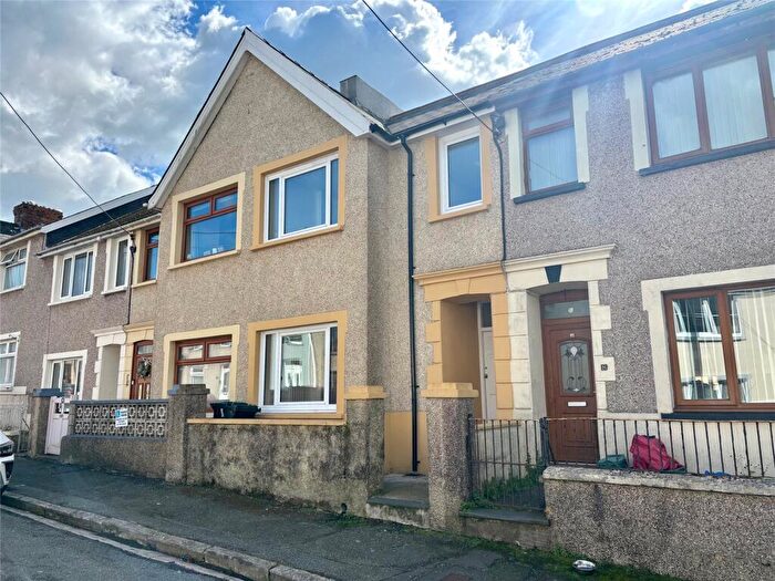 2 Bedroom Terraced House For Sale In Trafalgar Road, Milford Haven, Pembrokeshire, SA73