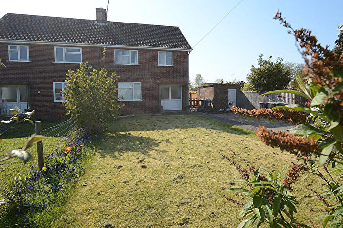 3 Bedroom Semi Detached House For Sale In Roxholme Road, Leasingham, Sleaford, NG34