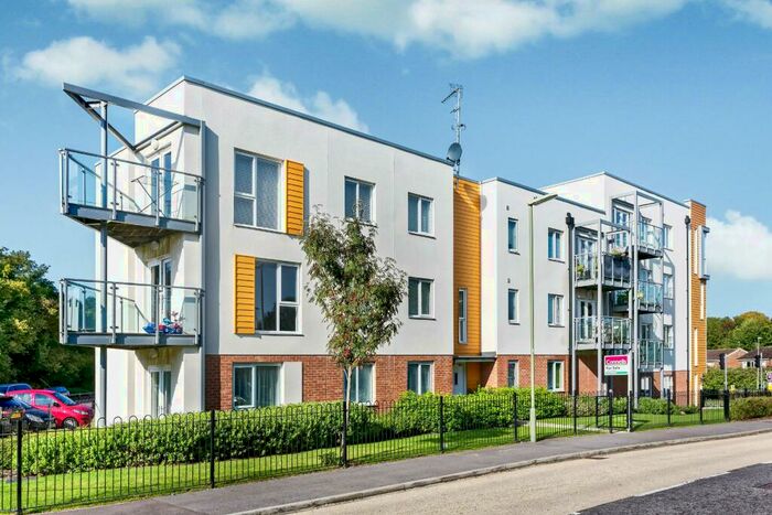 2 Bedroom Apartment To Rent In John Hunt Drive, Basingstoke, RG24