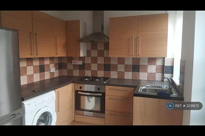 2 Bedroom End Of Terrace House To Rent In Canterbury Road, Morden, SM4
