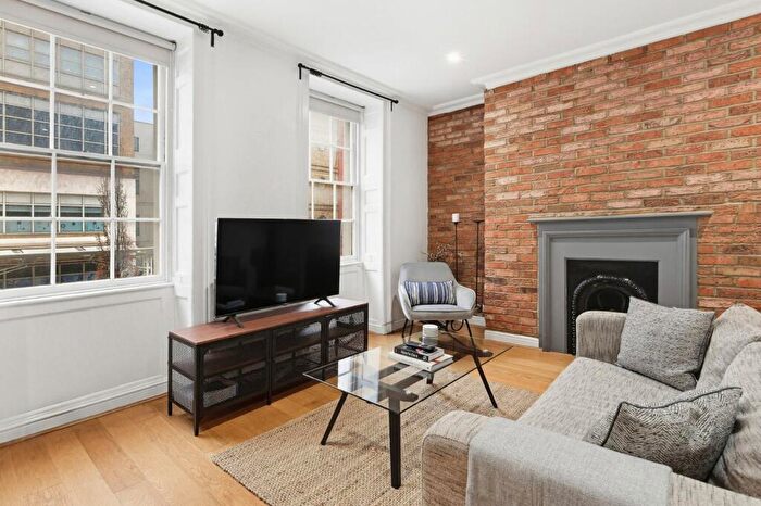 1 Bedroom Flat To Rent In Fulham Road, Chelsea, SW10