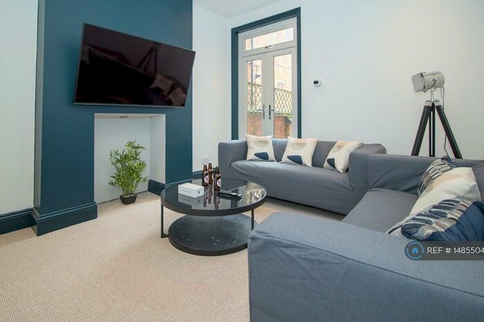 5 Bedroom Terraced House To Rent In Kirby Road, Leicester, LE3