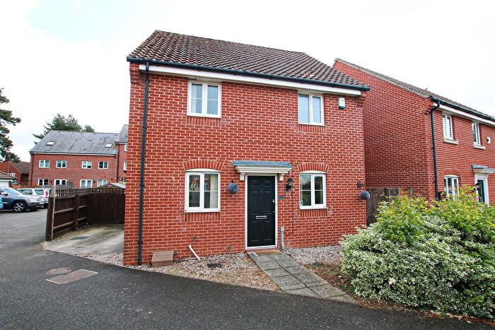3 Bedroom Detached House For Sale In Orchid Drive, Red Lodge, Bury St. Edmunds, IP28