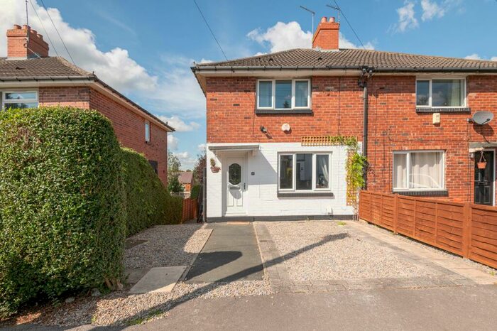 2 Bedroom Semi-Detached House To Rent In Miles Hill Terrace, Leeds, LS7